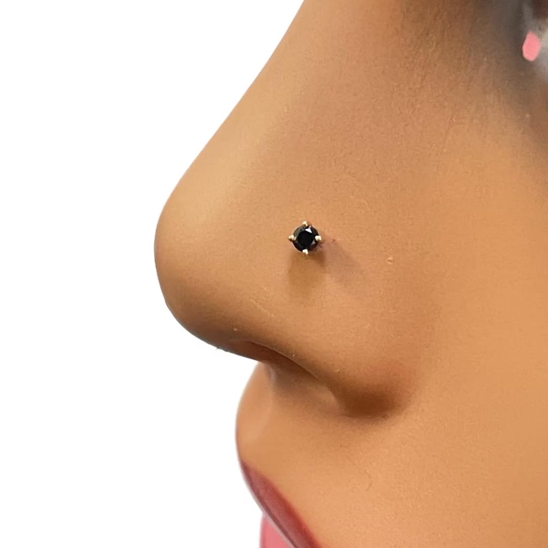 Diamond nose pin – Chic Diamond Nose Pin at London Diamond Online